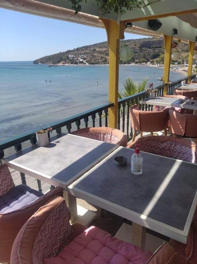 Ammoudia Rooms Agia Marina  Luaran gambar
