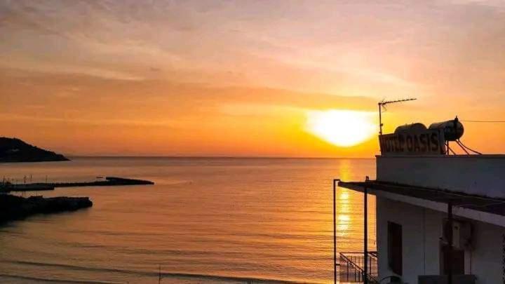 Ammoudia Rooms Agia Marina  Luaran gambar